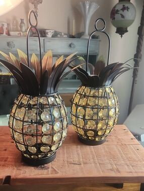 Set of 2 Metal Pineapple Candle Lanterns Amber Crystal Beads Bronze